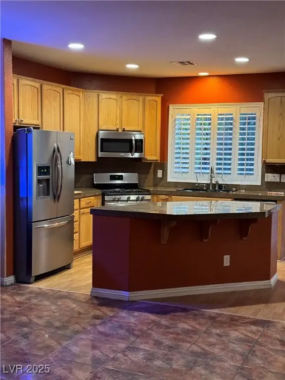 9121 Rusty Rifle Avenue, Las Vegas, NV 89143 - Image #2