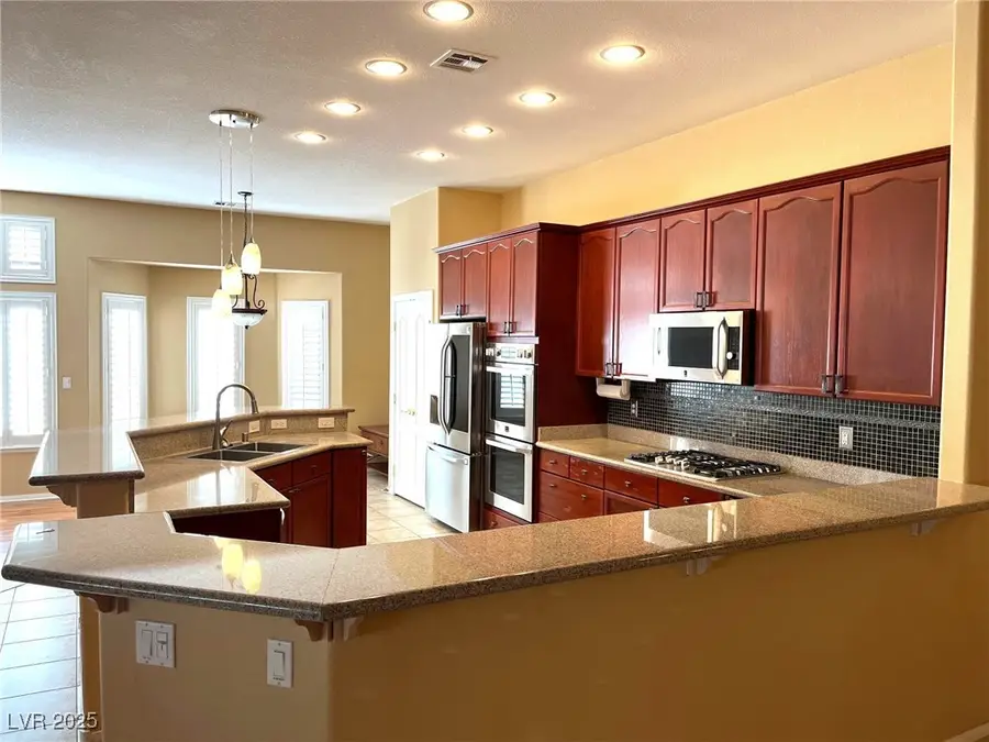 5520 Kings Row Court, Las Vegas, NV 89148 - Image #3