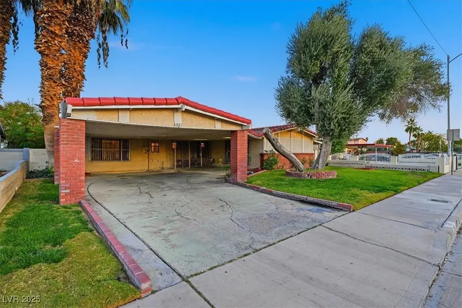 1921 S Beverly Way, Las Vegas, NV 89104 - Image #3