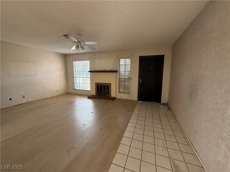 601 Raintree Lane, Las Vegas, NV 89107 - Image #2