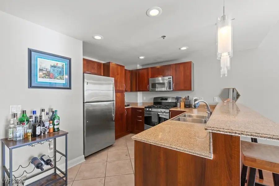 150 Las Vegas Boulevard #1608, Las Vegas, NV 89101 - Image #2