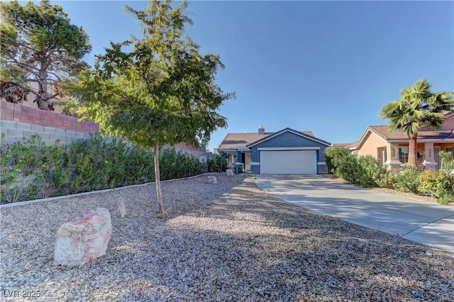 6653 Sweetzer Way, Las Vegas, NV 89108 - Image #2