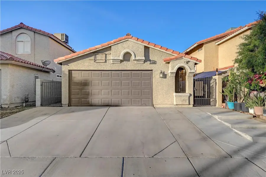5366 Signet Court, Las Vegas, NV 89142 - Image #2