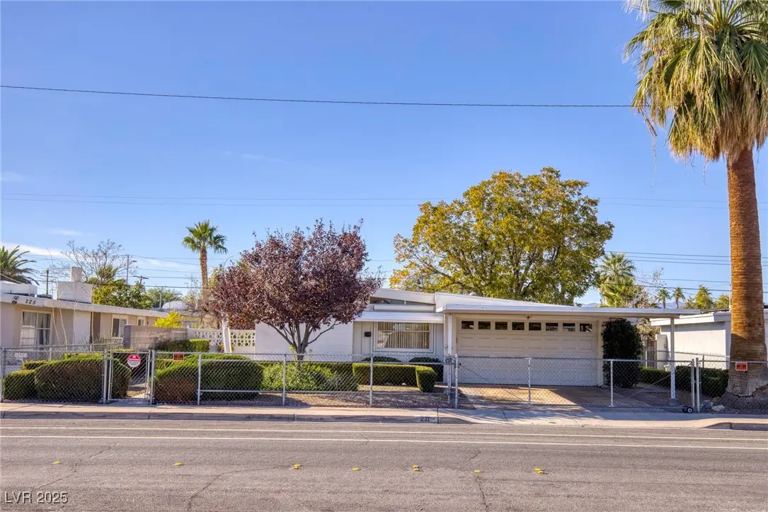 221 Upland Boulevard, Las Vegas, NV 89107 - Image #1