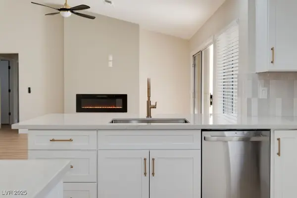 8513 Festival Drive, Las Vegas, NV 89134