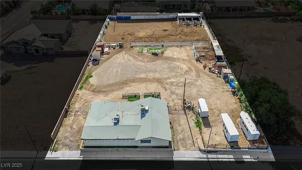 95 E Windmill Lane, Las Vegas, NV 89123