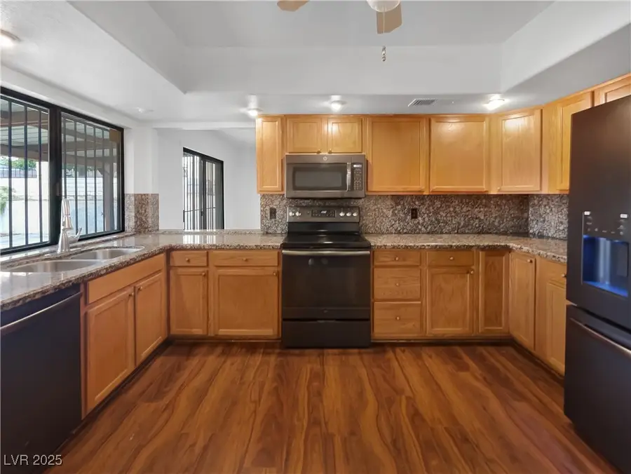 415 Blackridge Road, Henderson, NV 89015 - Image #2