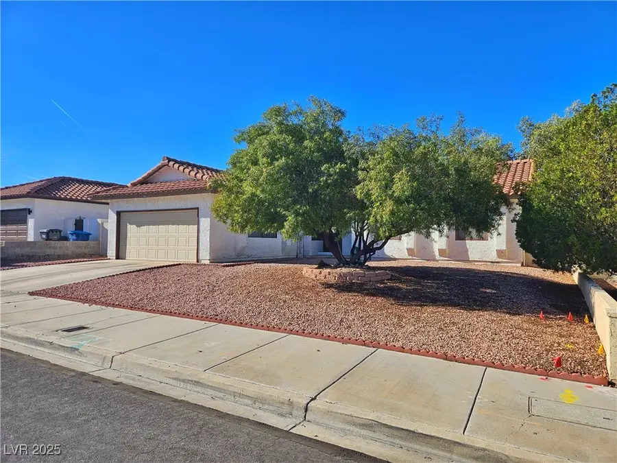 208 Roland Wiley Road, Las Vegas, NV 89145 - Image #3