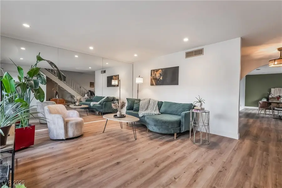 3543 Blackstone Street, Las Vegas, NV 89121 - Image #2