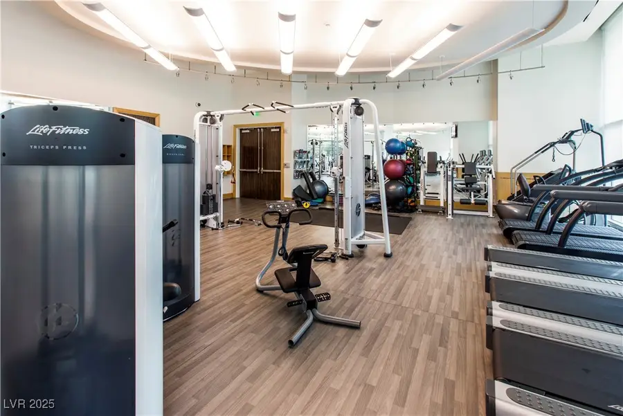 322 Karen Avenue #2806, Las Vegas, NV 89109 - Image #3