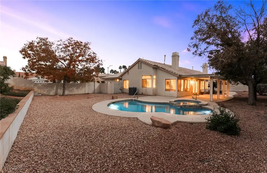 7901 Magnolia Glen Avenue, Las Vegas, NV 89128 - Image #2