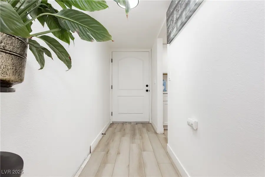 705 N Torrey Pines, Las Vegas, NV 89107 - Image #3