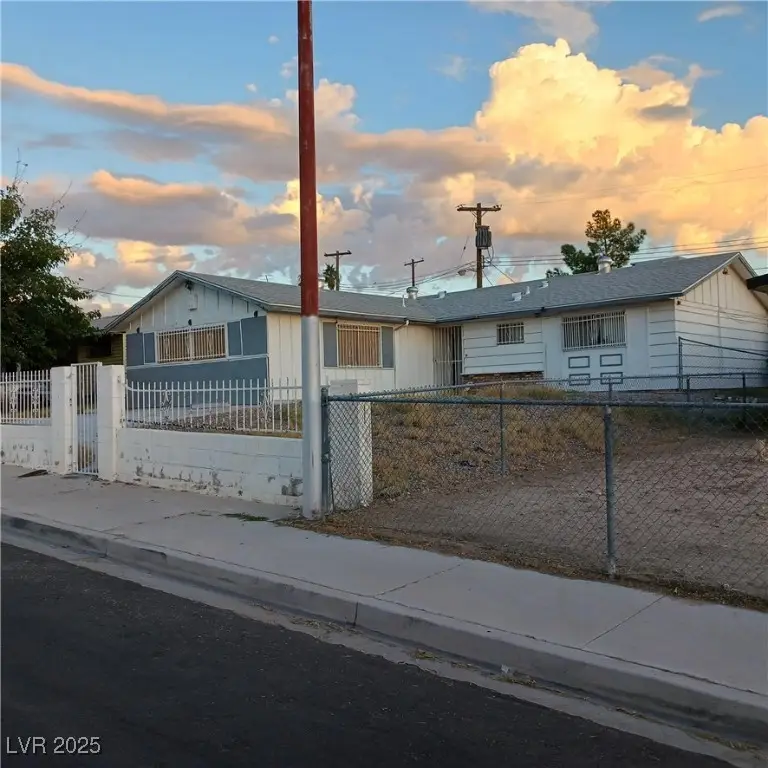 412 Gilday Avenue, North Las Vegas, NV 89030 - Image #1