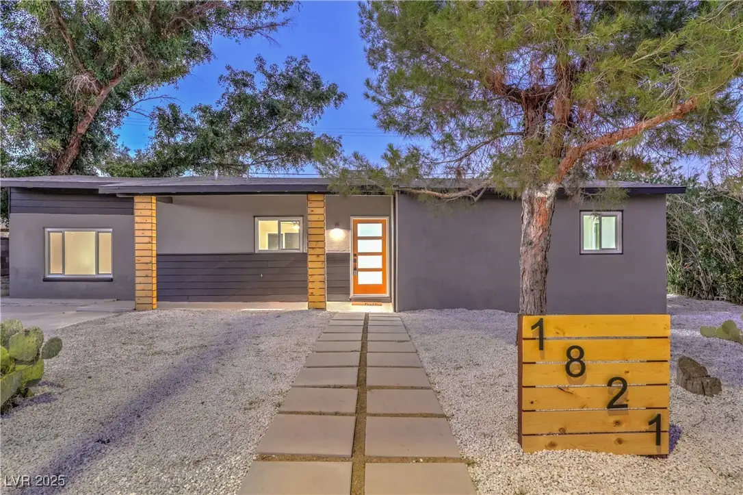 1821 Franklin Avenue, Las Vegas, NV 89104 - Image #1