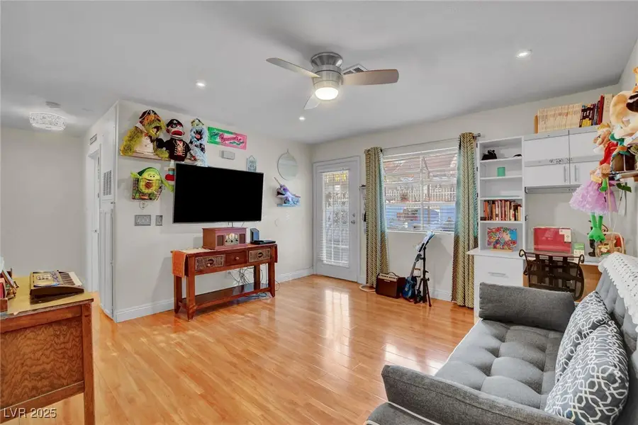 2120 Chertsey Drive #D, Las Vegas, NV 89108 - Image #2