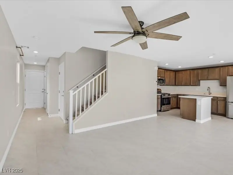 370 Rosefinch Street, Henderson, NV 89012 - Image #2