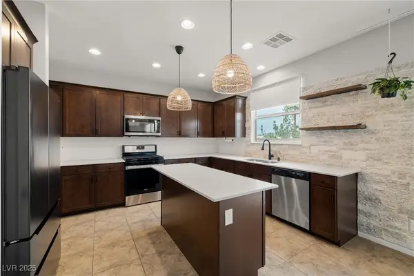 5623 Weeping Wall Street, North Las Vegas, NV 89031