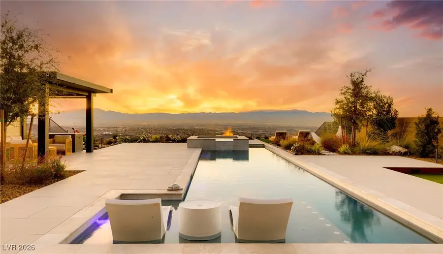 571 Overlook Rim Drive, Henderson, NV 89012 - Image #2