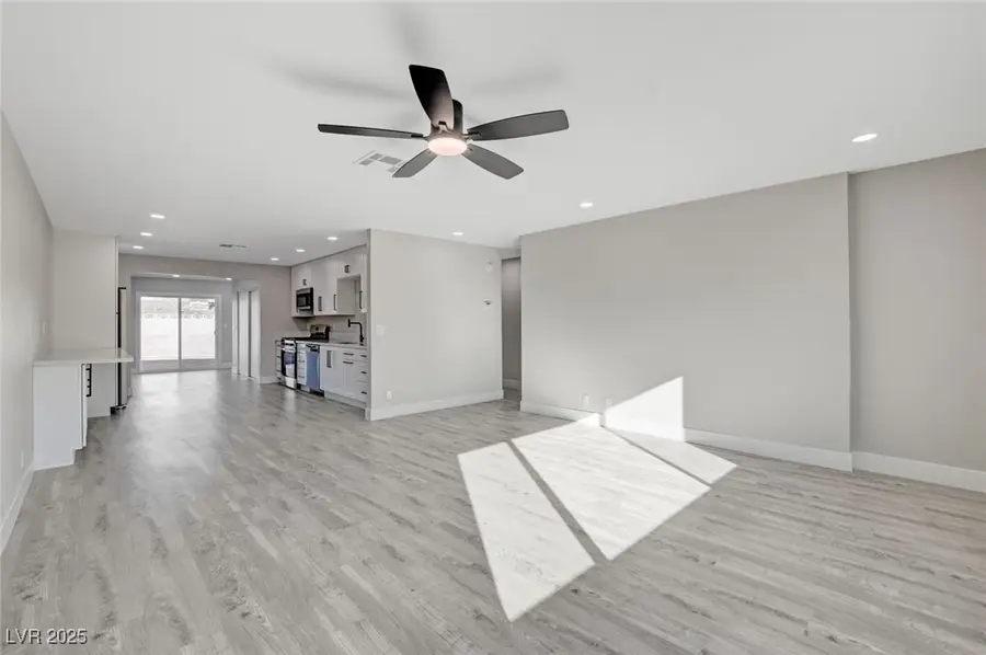 235 Winona Drive, Henderson, NV 89015 - Image #3