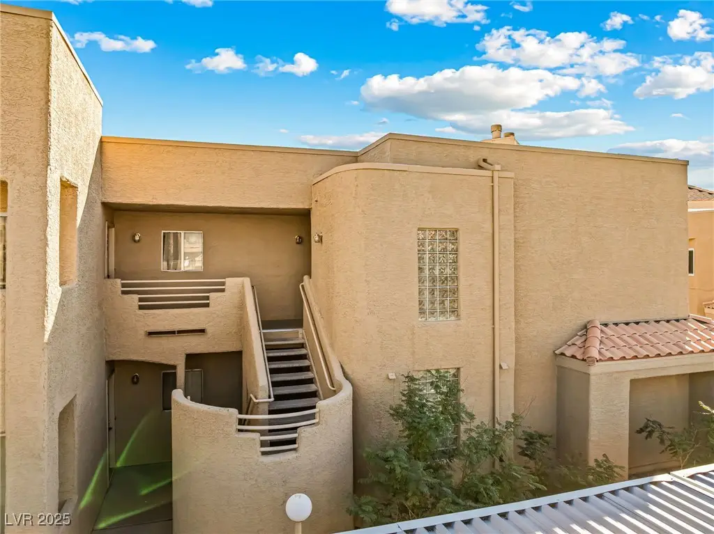 2191 Bay Club Drive #204, Laughlin, NV 89029 - #1