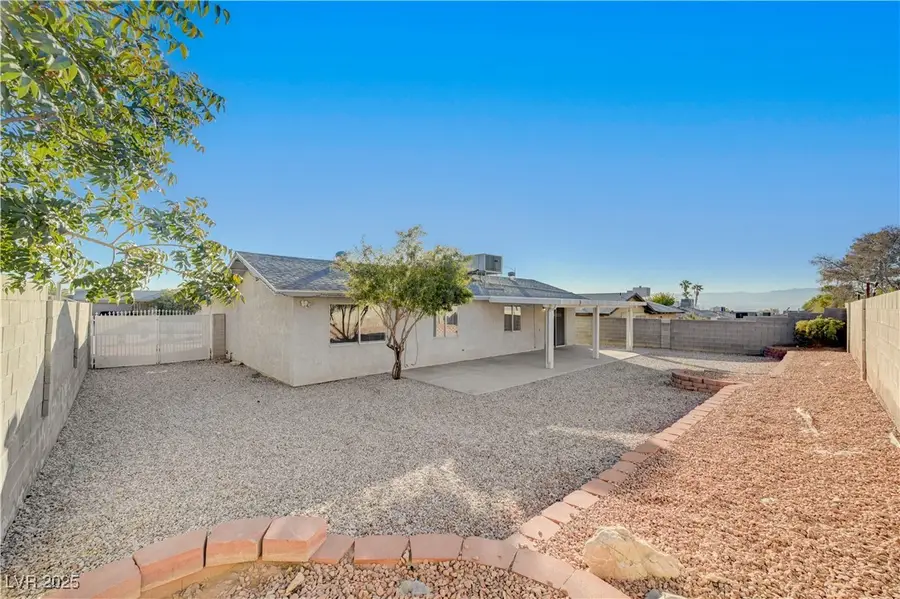 6810 Legalla Lane, Las Vegas, NV 89156 - Image #2
