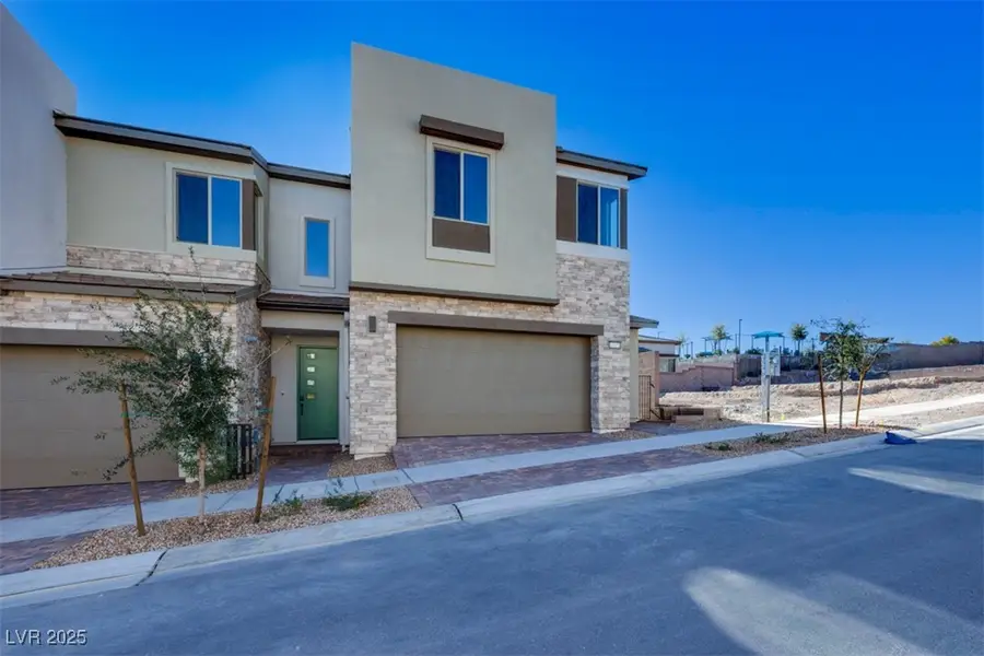 11935 Angle Cliff Avenue, Las Vegas, NV 89138 - Image #3