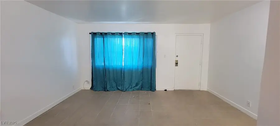 4600 Paradise Road #17, Las Vegas, NV 89169 - Image #3
