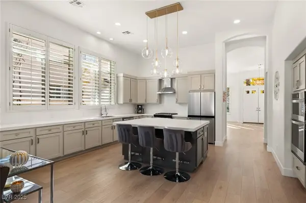 2032 Scarlet Rose Drive, Las Vegas, NV 89134