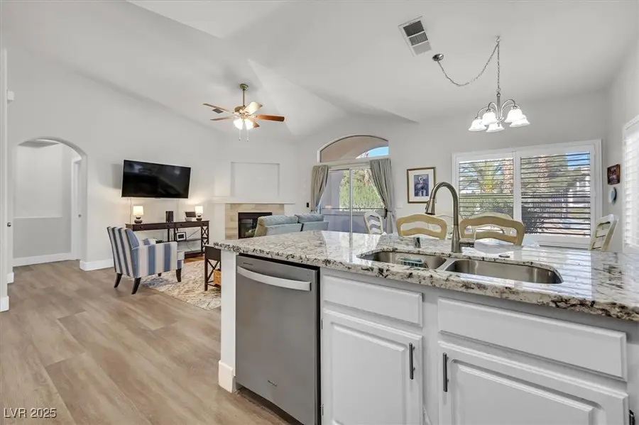 7250 White Dove Drive #104, Las Vegas, NV 89149 - Image #3