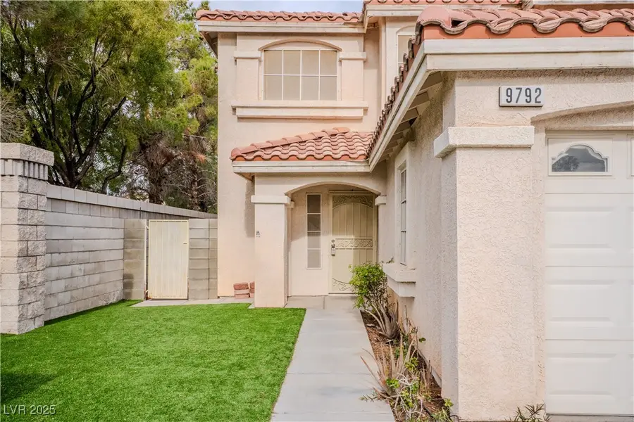 9792 Sonora Bend Avenue, Las Vegas, NV 89148 - Image #3