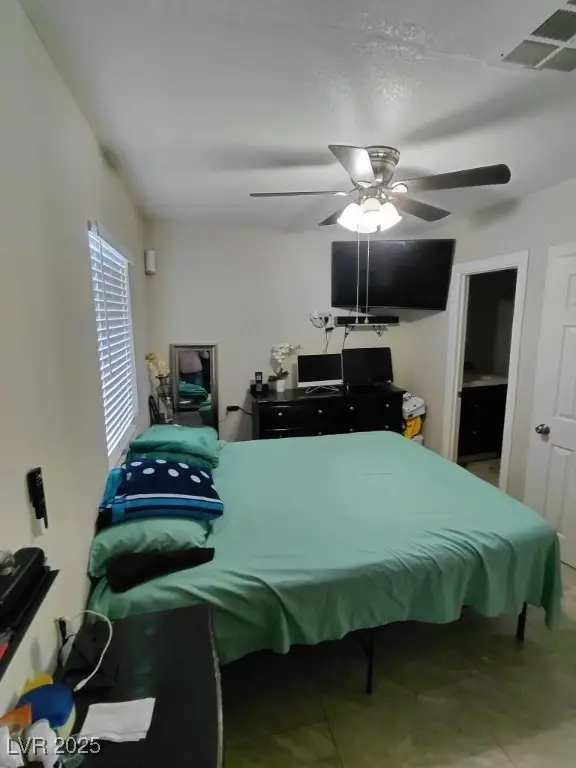 2525 Meadows Avenue, Las Vegas, NV 89101 - Image #3