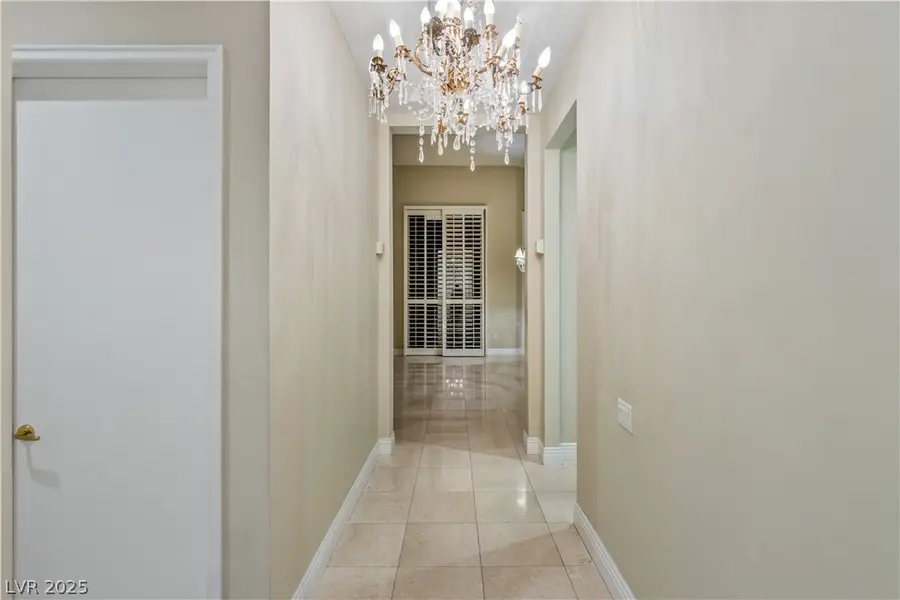 2747 Paradise Road #106, Las Vegas, NV 89109 - #3