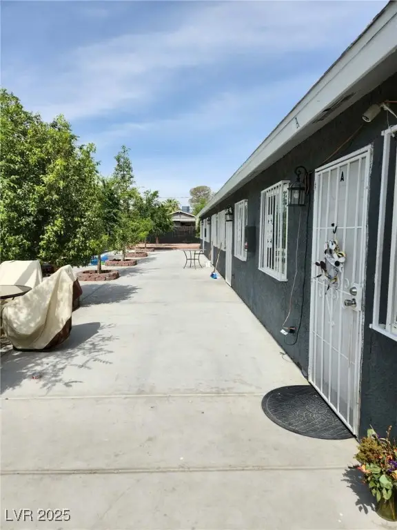 2427 Mccarran Street, North Las Vegas, NV 89030 - Image #3