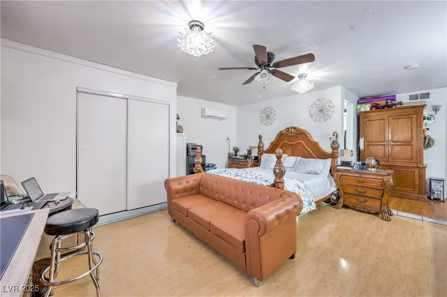 7009 Fenway Avenue, Las Vegas, NV 89147 - Image #2