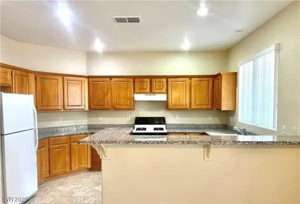 8798 Beacon Harbor Avenue, Las Vegas, NV 89147