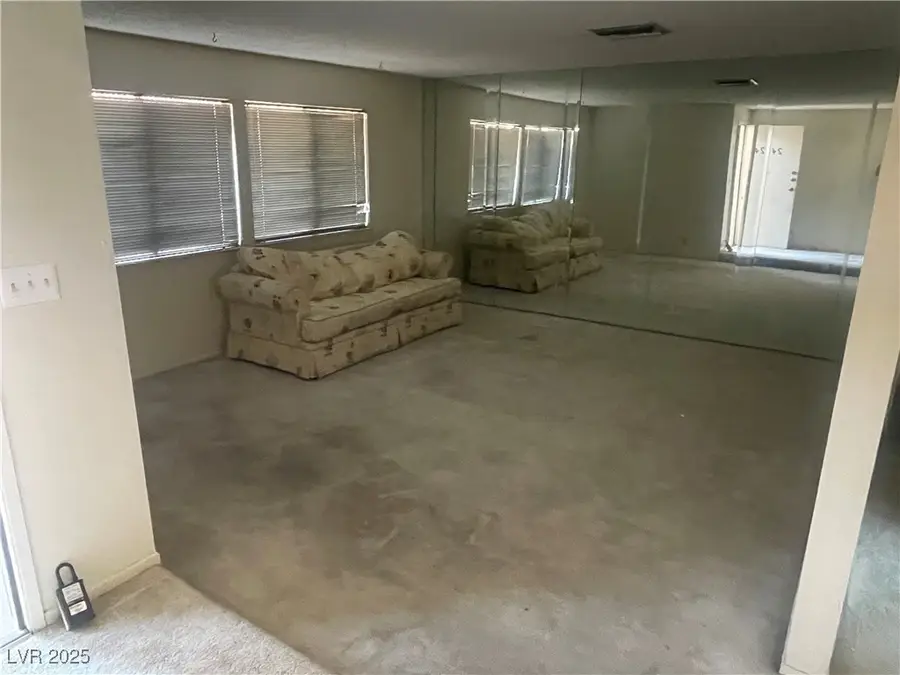 2482 Paradise Village Way, Las Vegas, NV 89120 - Image #2