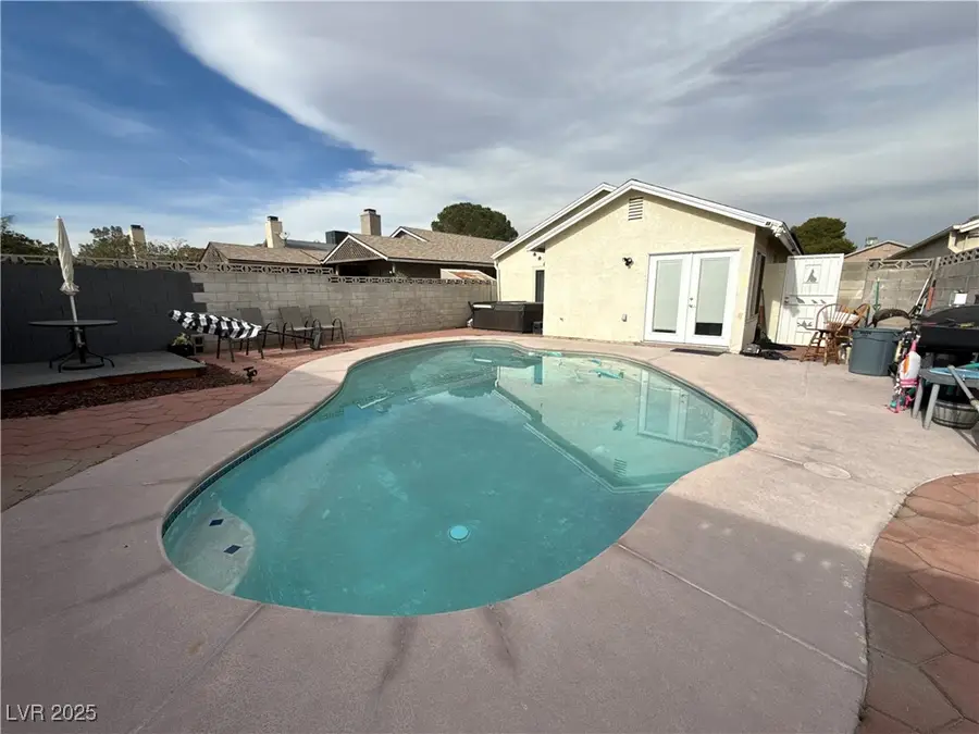 6811 Mangrum Circle, Las Vegas, NV 89103 - Image #3