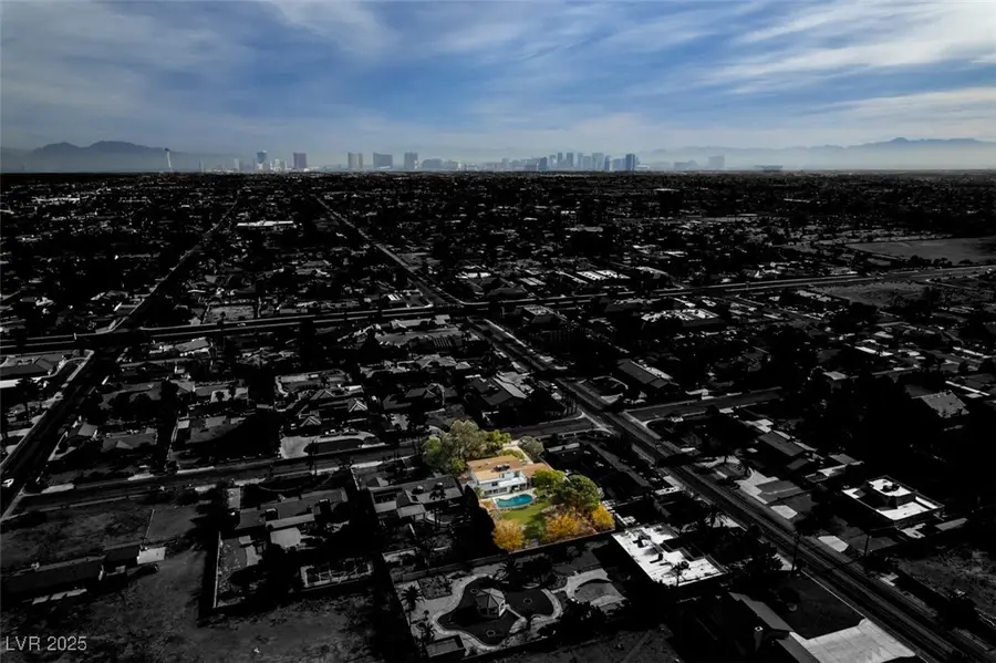 2875 Rosanna Street, Las Vegas, NV 89117 - Image #3