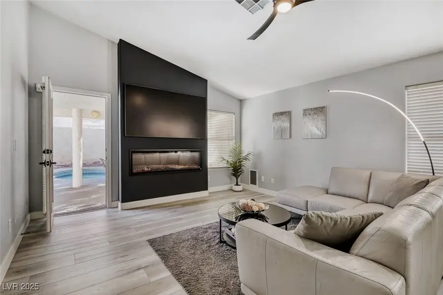 1915 Coralino Drive, Henderson, NV 89074 - Image #3