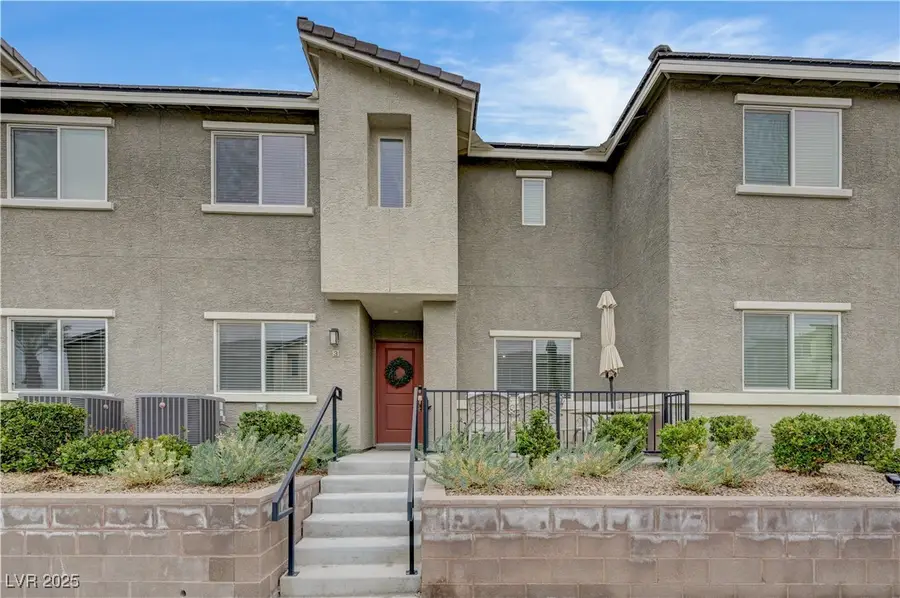 12106 Azure Gate Road #3, Las Vegas, NV 89183 - Image #2