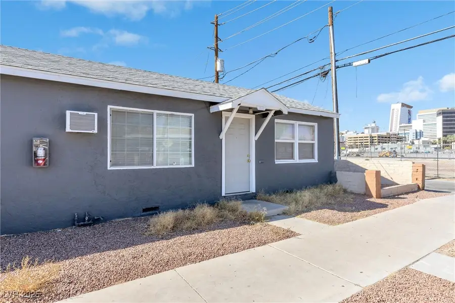 329 N 8th Street, Las Vegas, NV 89101 - Image #2