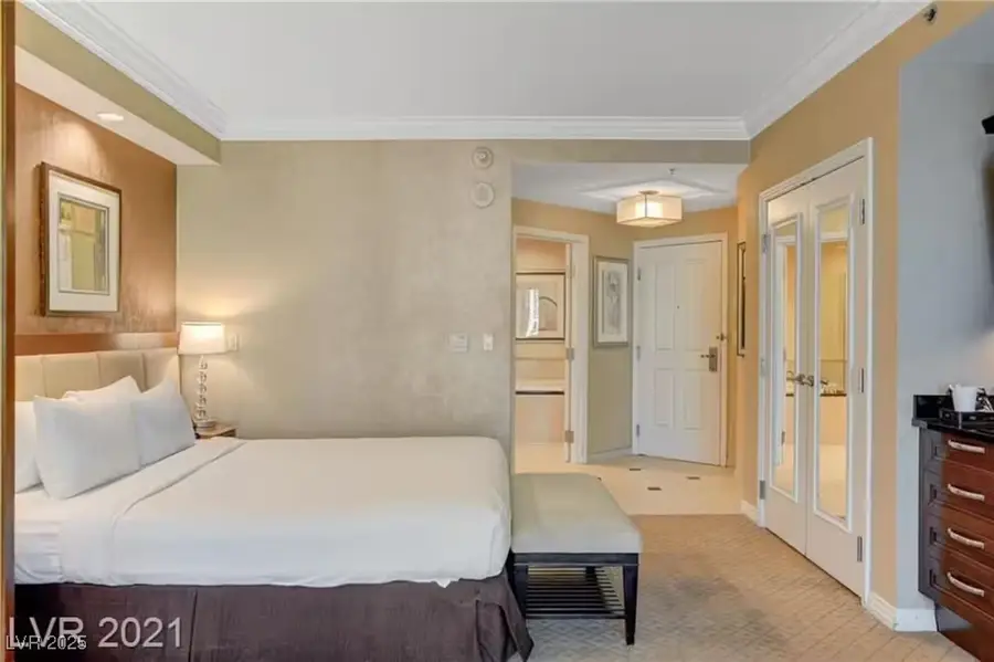 135 E Harmon Avenue #2717, Las Vegas, NV 89109 - Image #2