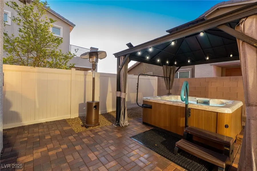 341 Hibiscus Bay Court, North Las Vegas, NV 89084 - Image #2