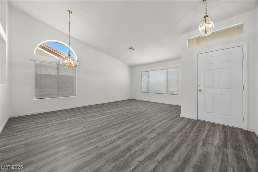 727 Triple Crown Street, Henderson, NV 89015 - Image #2