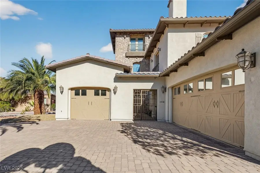 8480 Via De Bellasidra Court, Las Vegas, NV 89123 - Image #2