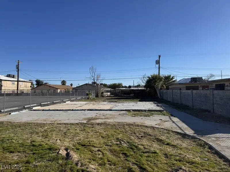 2422 Mccarran Street, North Las Vegas, NV 89030 - Image #2