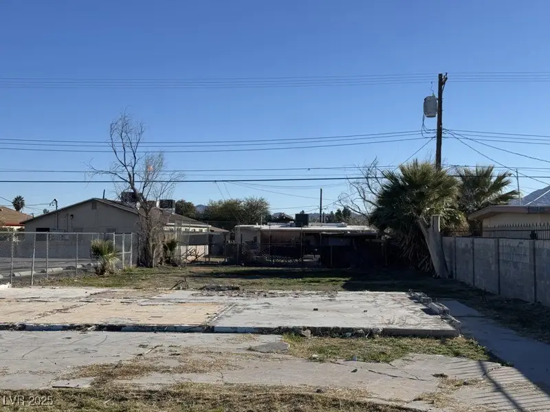2422 Mccarran Street, North Las Vegas, NV 89030 - Image #3