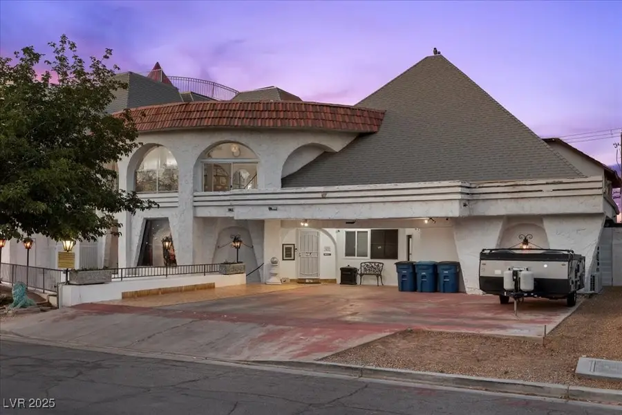 4318 Ridgecrest Drive, Las Vegas, NV 89121 - Image #2