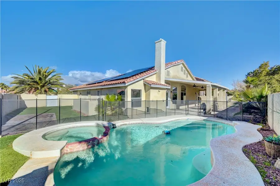 5329 Little Fawn Court, Las Vegas, NV 89130 - Image #2