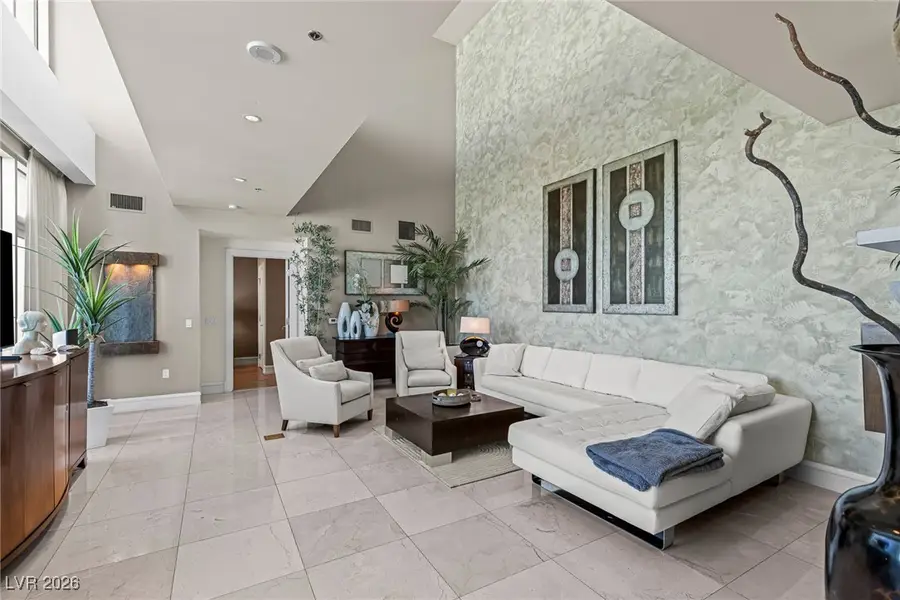 2700 Las Vegas Boulevard #4304, Las Vegas, NV 89109 - Image #2